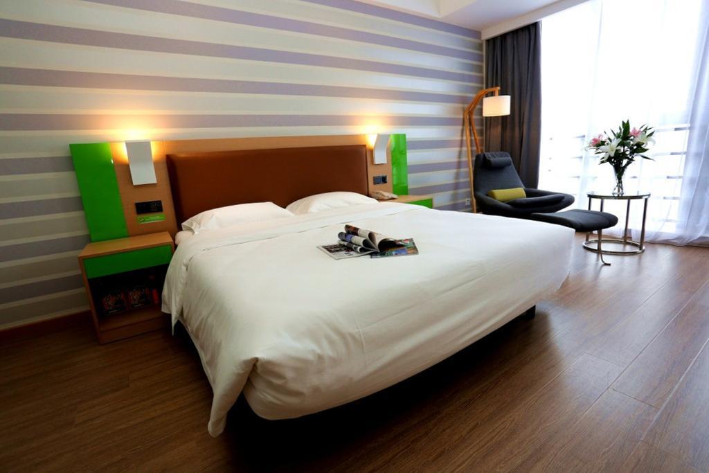 Hotel Ibis Styles Nantong Wuzhou International Plaza Habitación foto